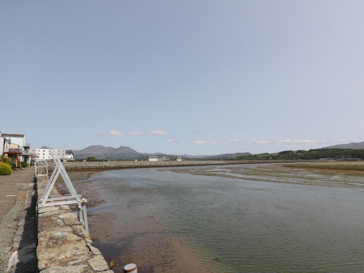 25 South Snowdon Wharf Villa Porthmadog Eksteriør billede